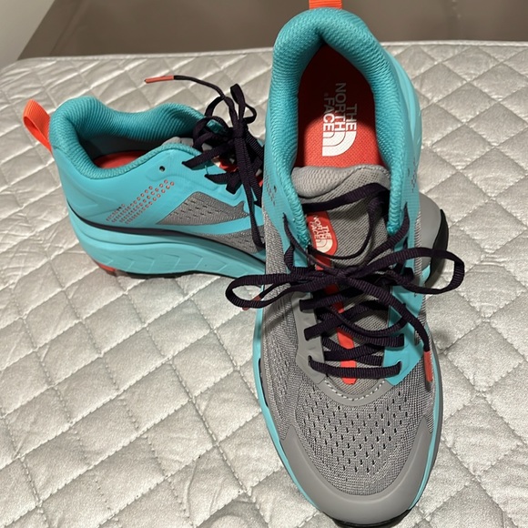 NWOT  The North Face VECTIV
Enduris women's size 8. Trail Running shoes - Picture 5 of 12